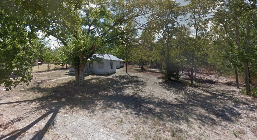 621 SW 4th Street, Hubbard, TX 76648 Home For Everyone