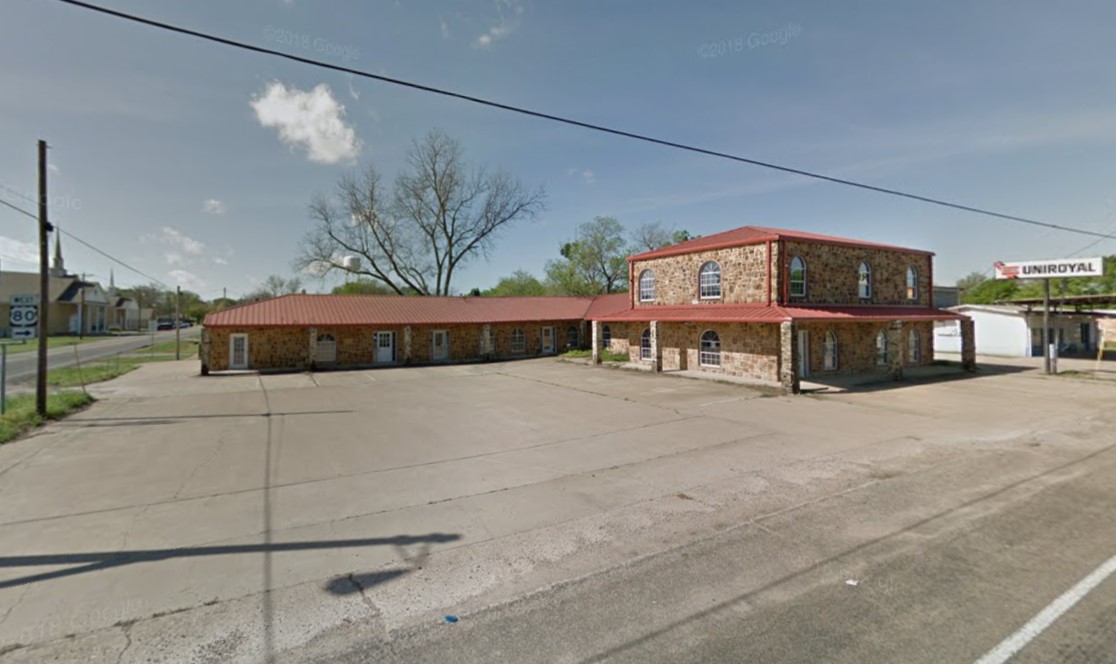 106 E. Pine Street, Edgewood, TX 75117 Home For Everyone